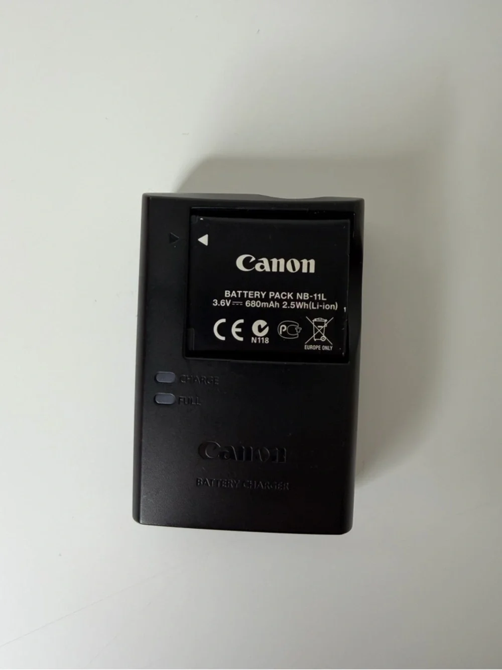 Canon CB 2LD battery charger with NB-11L Rechargeable Camera Battery - Black - Picture 2 of 9